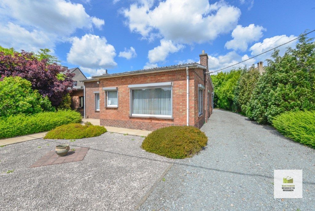 Bungalow met 4 slaapkamers op perceel van 801m2 op centrale ligging te Beernem foto 22