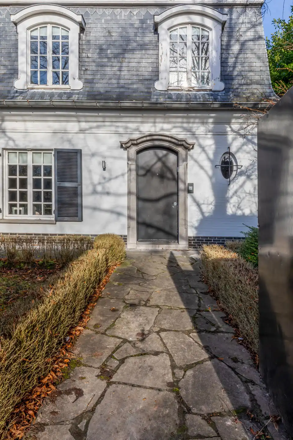 Te renoveren villa met zwembad en grote tuin -  Elsdonk foto 3