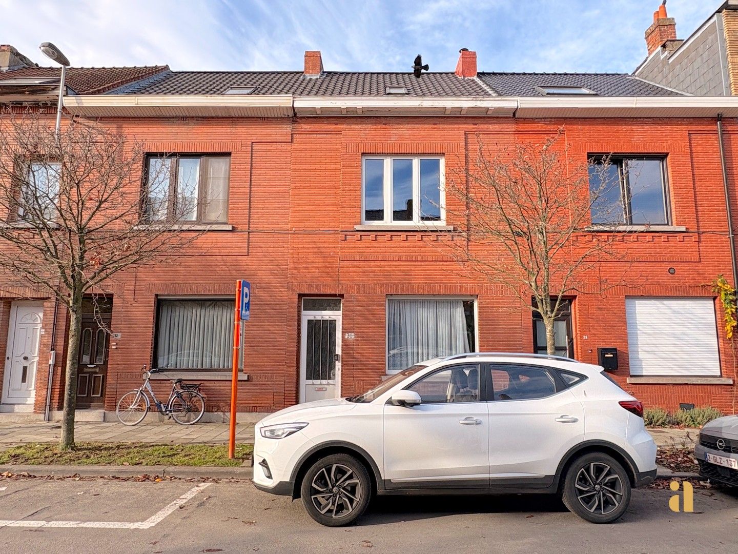 Mooie renovatiekans: ruime tuin en immens veel potentieel foto 26