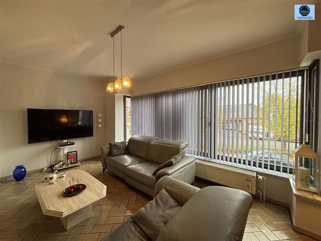 RUIME BEL-ETAGEWONING MET 3 SLAAPKAMERS EN TUIN foto 3