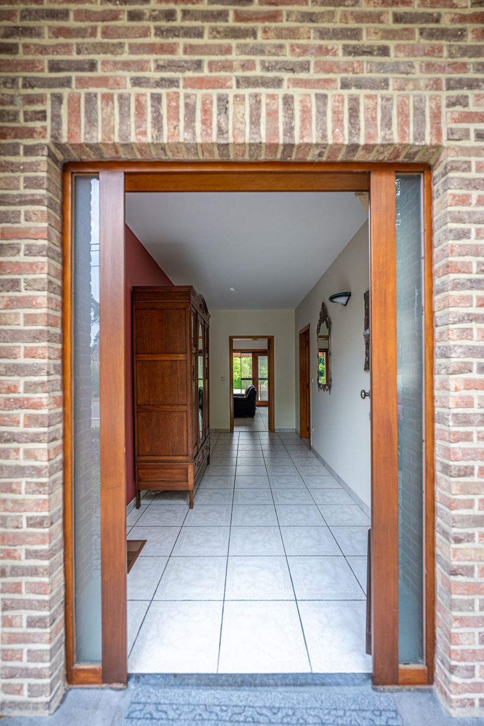 Vrijstaande woning met potentieel foto 3