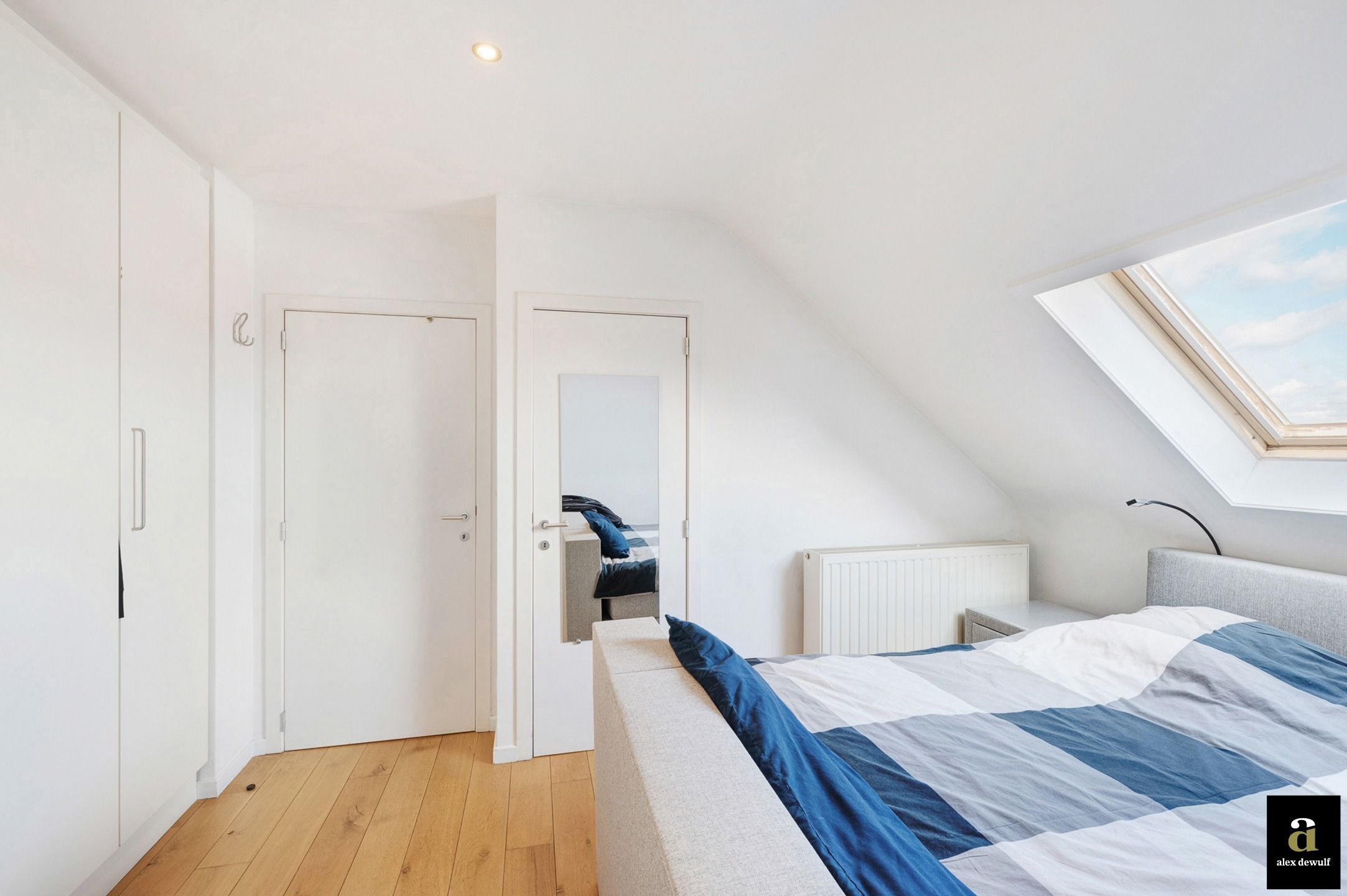 Ruim en licht dakappartement met westterras te Duinbergen foto 23