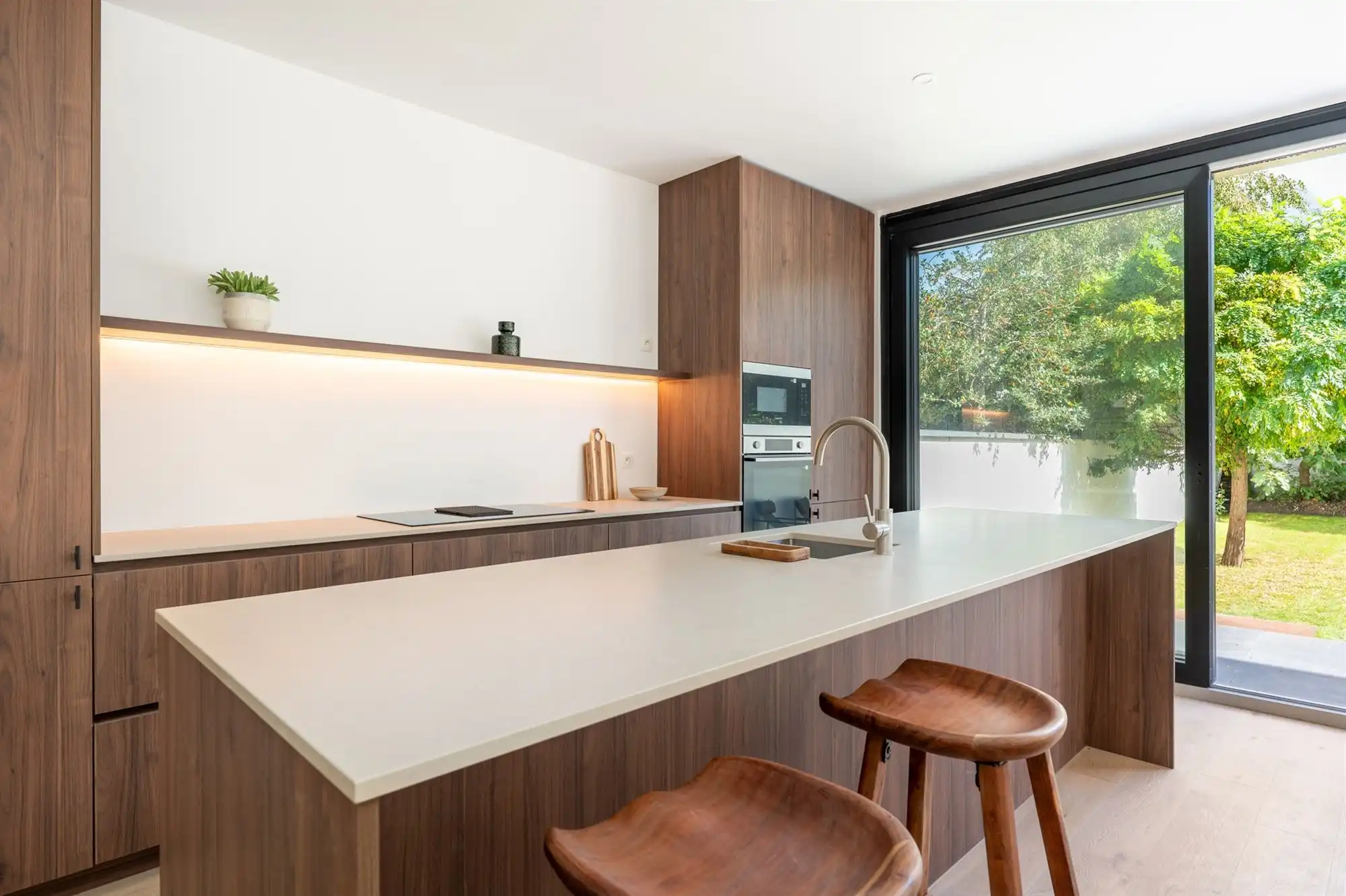 Gerenoveerde woning aan het Boelaerpark met tuin en garage foto 5