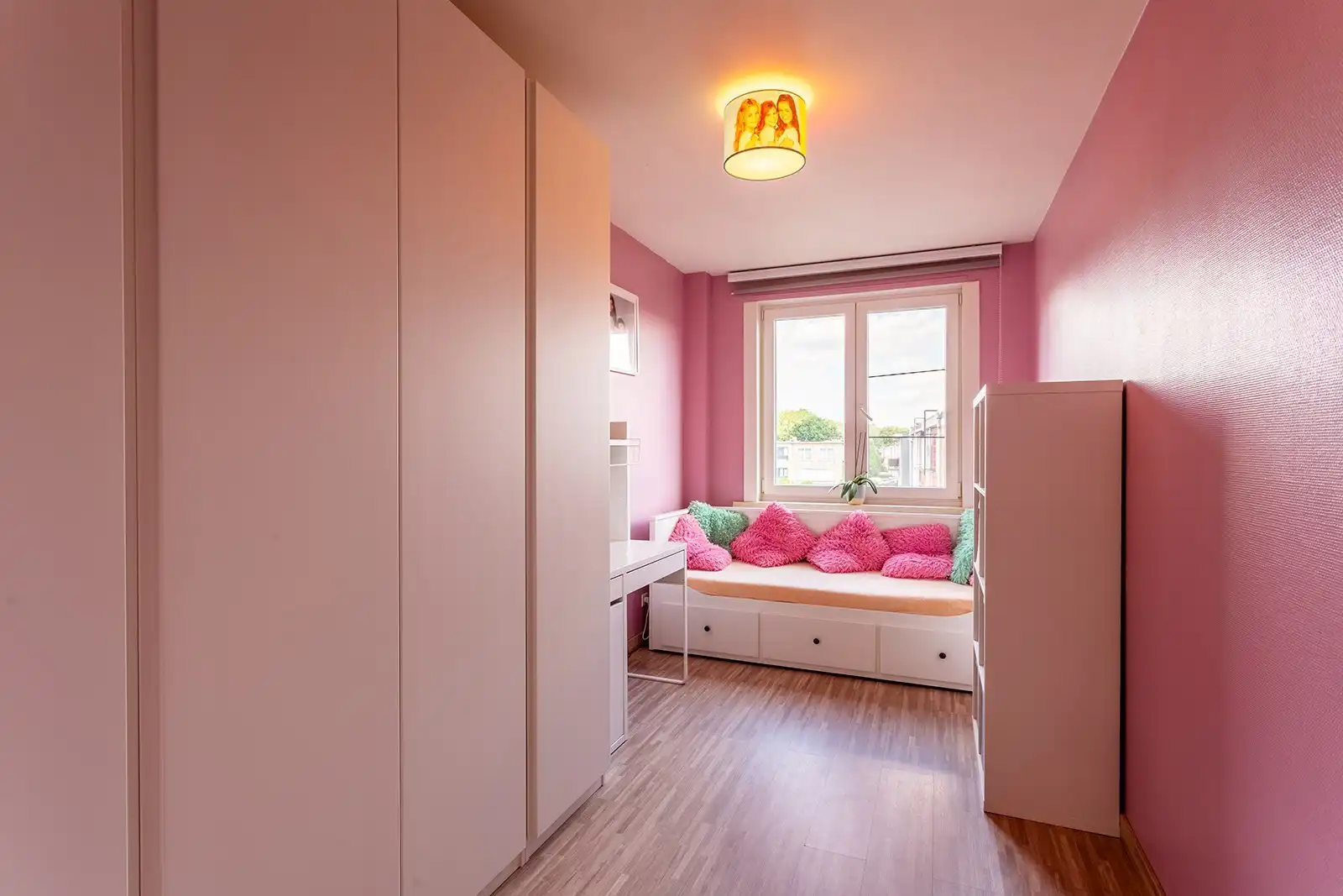 Ruim 3-slaapkamerappartement nabij Rivierenhof foto 24