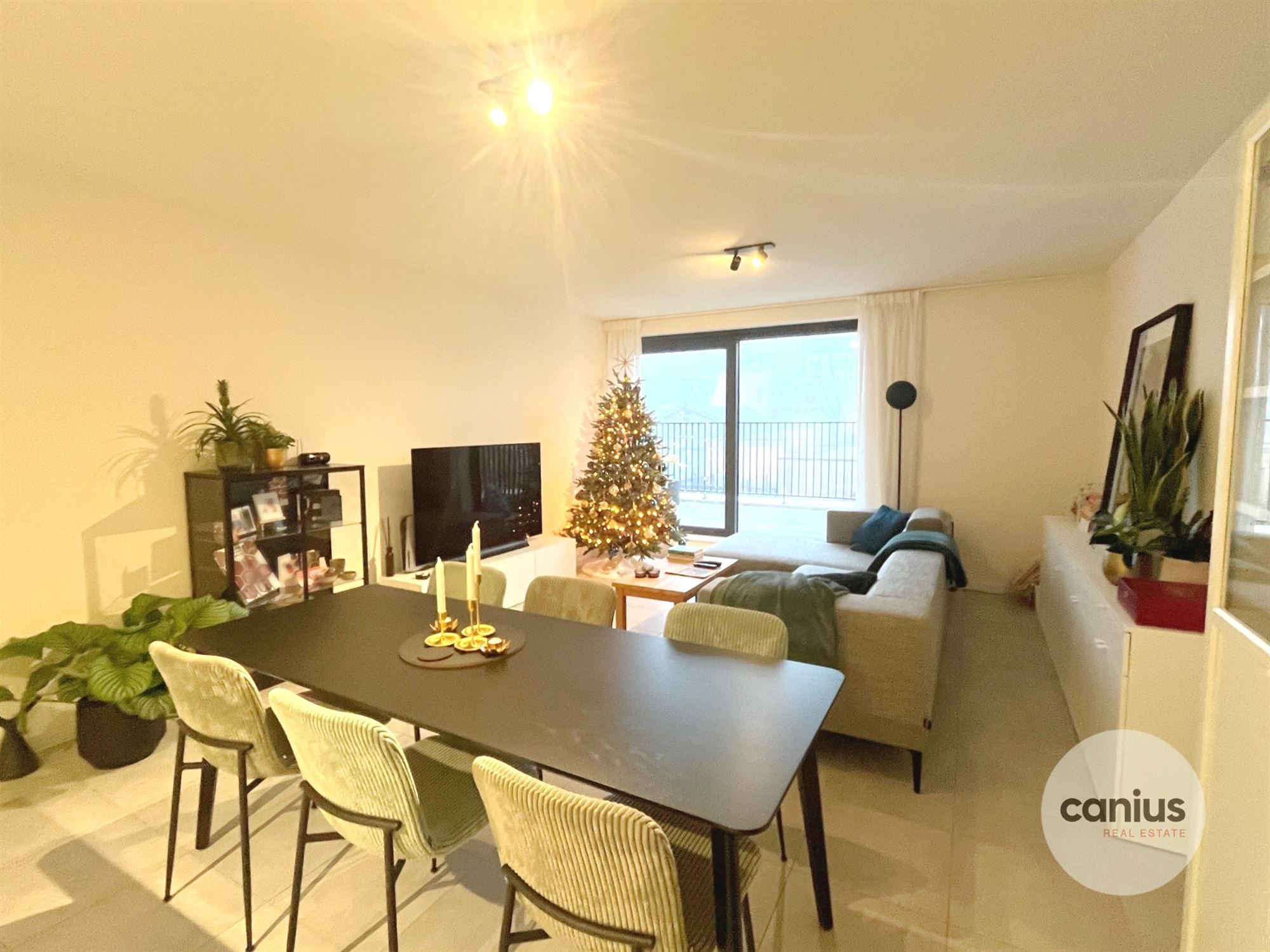 NIEUWBOUWAPP. IN HARTJE HASSELT MET 1 SLK + TERRAS & PARKING foto 2