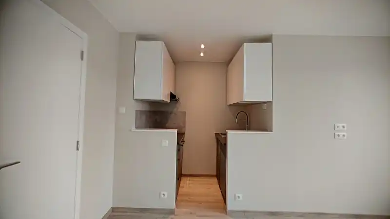 Mooi afgewerkt één-slaapkamer-appartement foto 6
