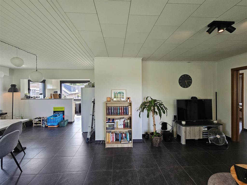 Ruim appartement foto 3