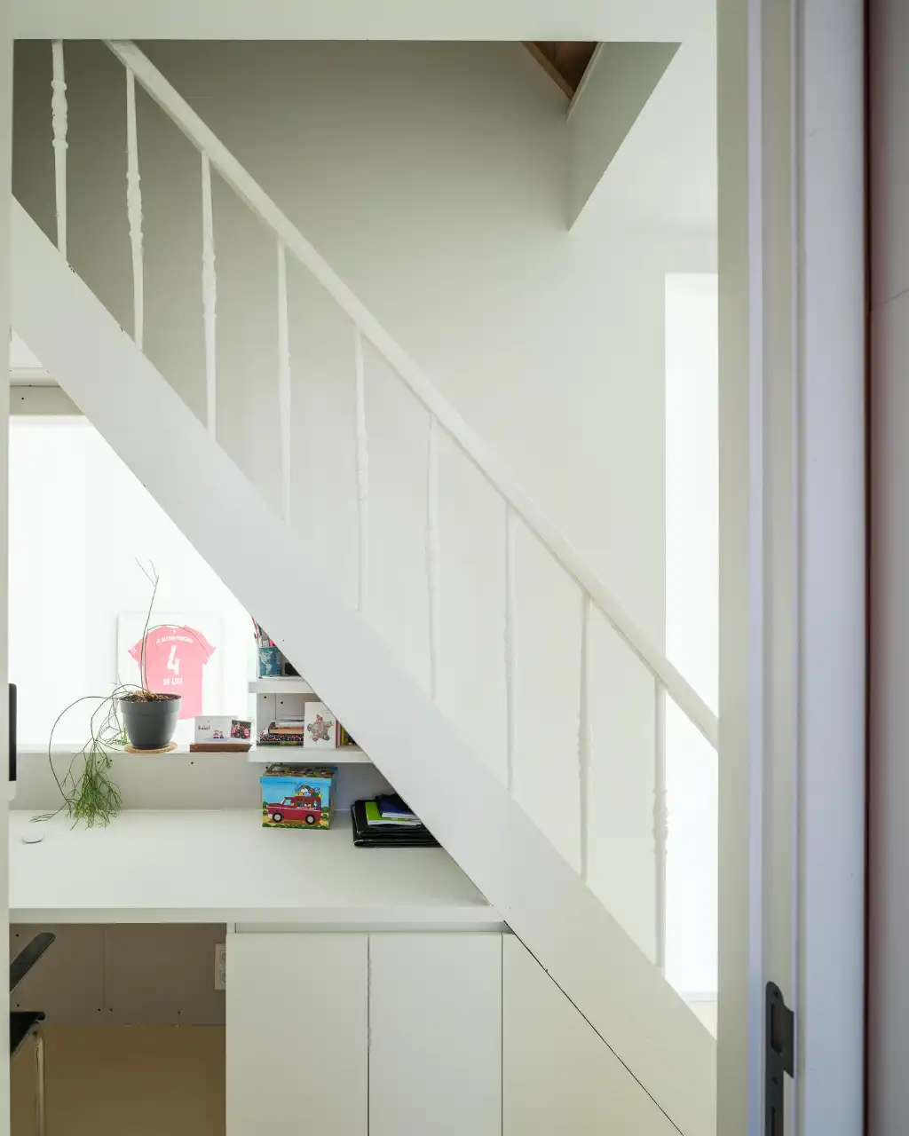 Architecturale gezinswoning met drie slaapkamers, zicht op water en groen, vlak bij de Coupure. foto 11