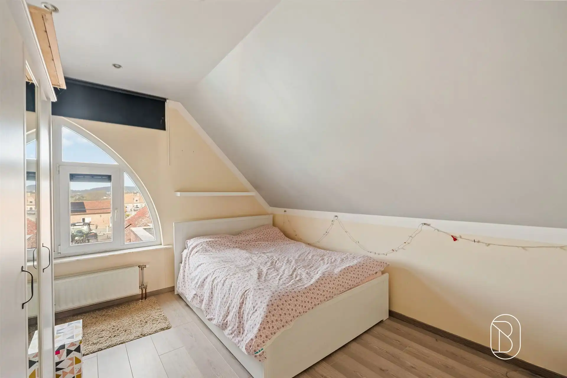 Villa met verwarmd zwembad en 2 garages!  foto 17