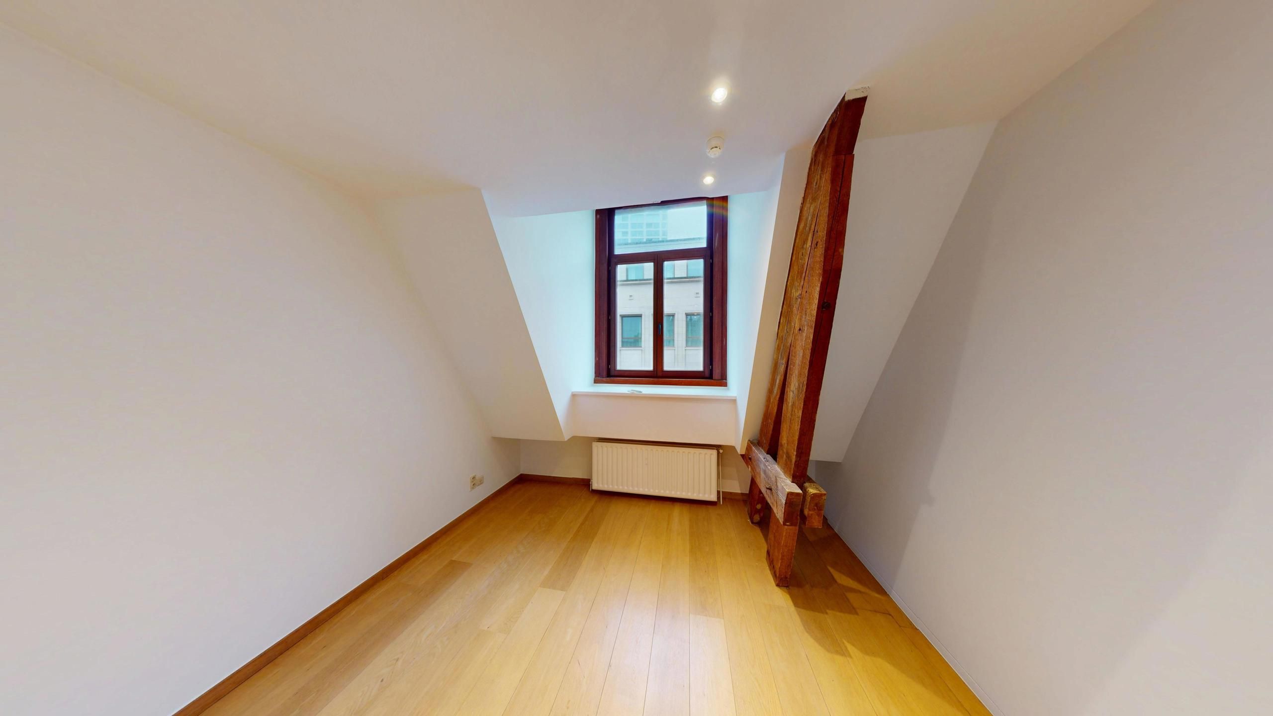 ANTWERPEN - Ruim en lichtrijk appartement  foto 14
