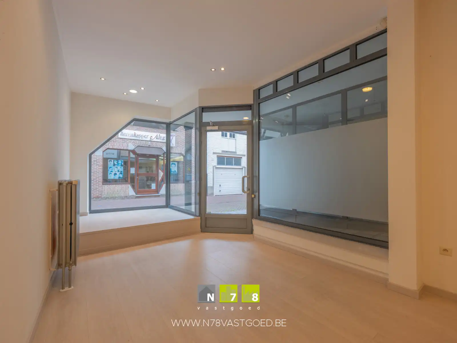 Commerciële ruimte te huur foto 2