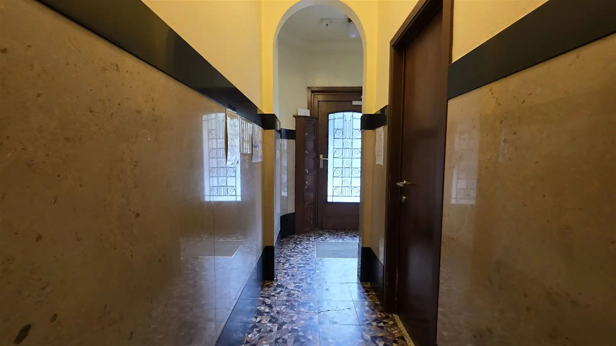 GLK appartement met koer foto 24