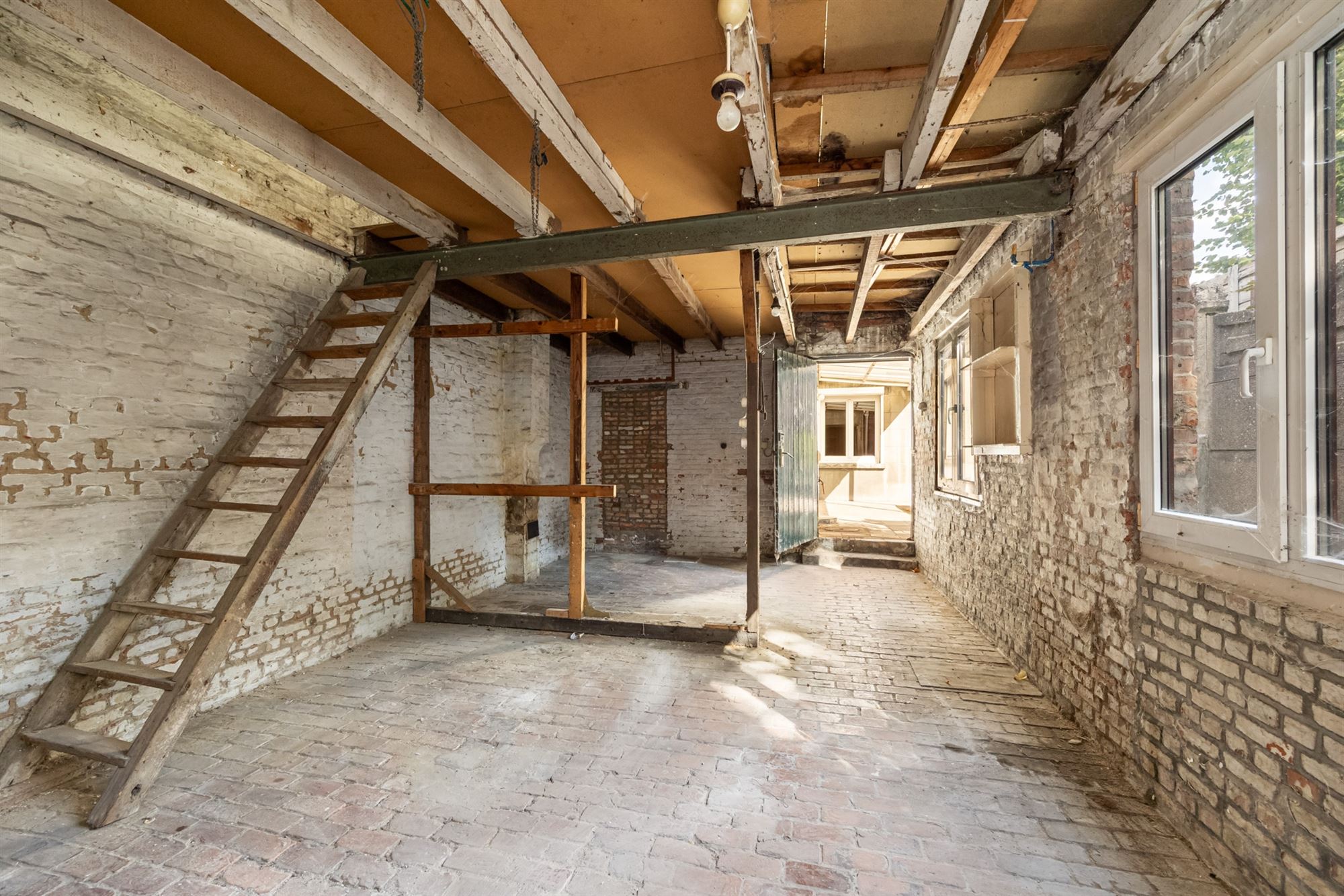 Te renoveren woning met opslagruimte in Mechelen foto 17