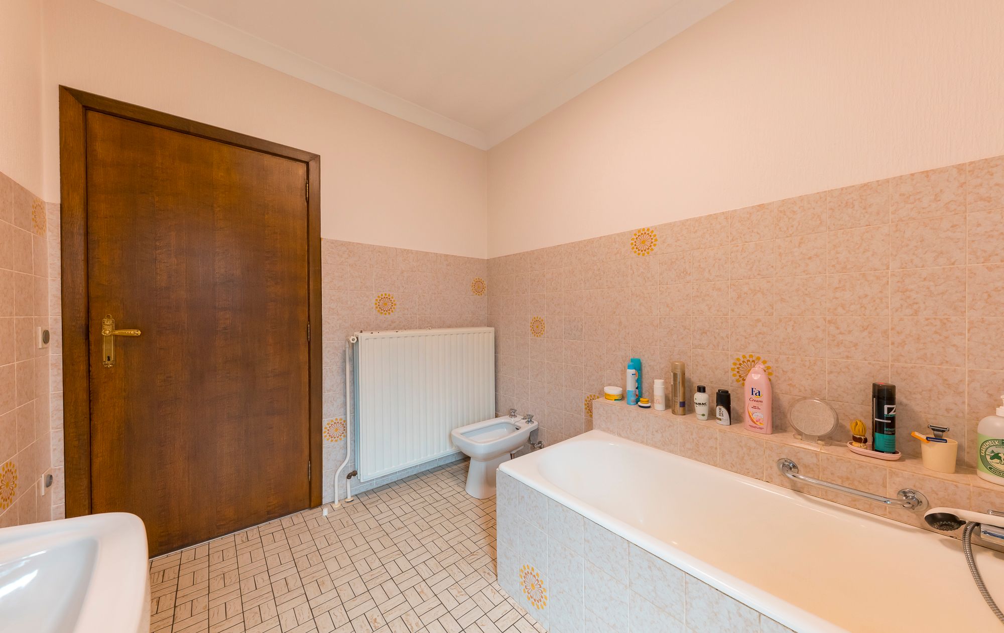 TE KOOP: Zeer goed onderhouden woning op perceel van 9a 06ca in Gerdingen (Bree) foto 19