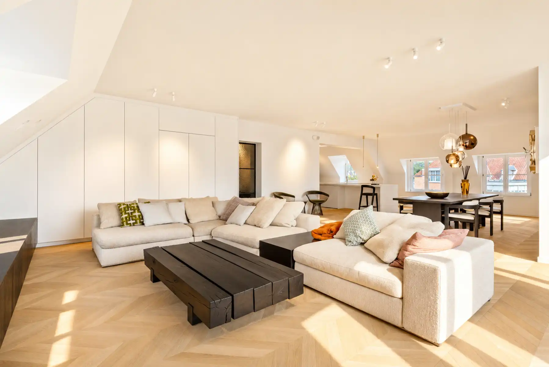 Exclusief duplex dakappartement met zicht op weiland. foto 5