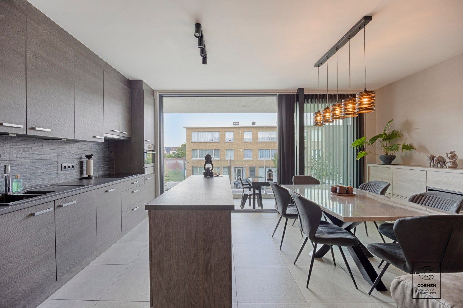 Energiezuinig appartement (2021) met 2 slaapkamer en zuidgericht terras te Wommelgem! foto {{pictureIndex}}