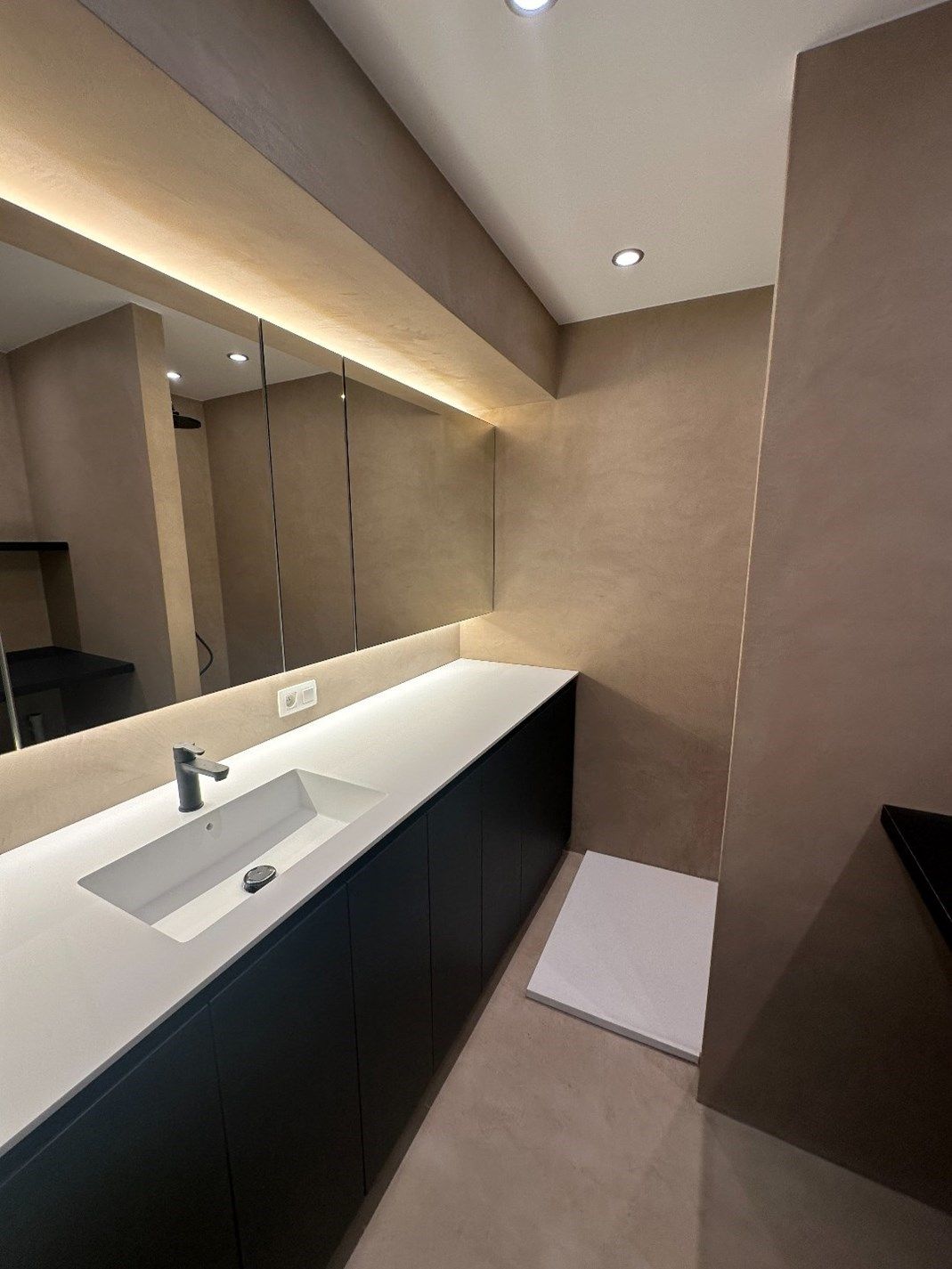 Instapklaar appartement met prachtig zicht foto 9