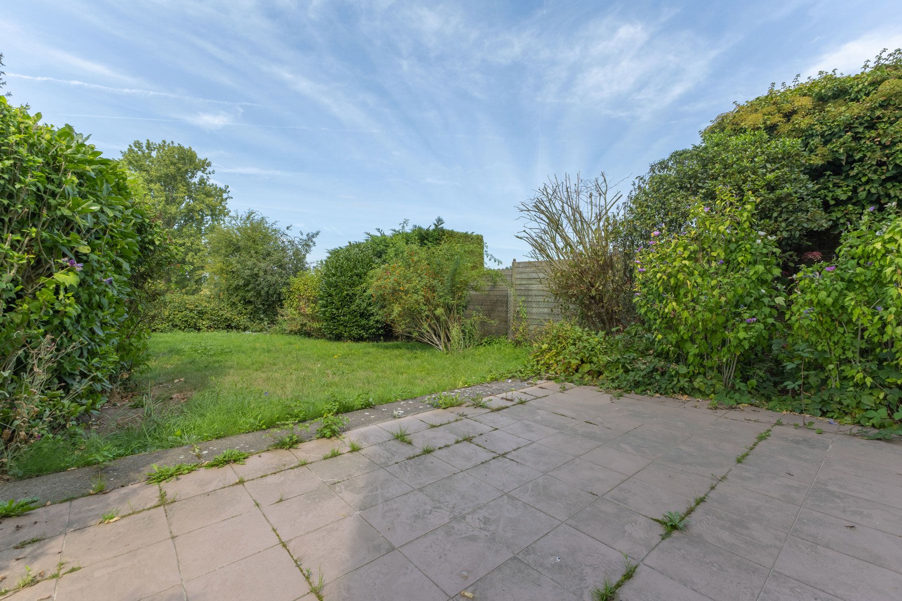 Landelijk gelegen woning met 3 slaapkamers en garage foto 4