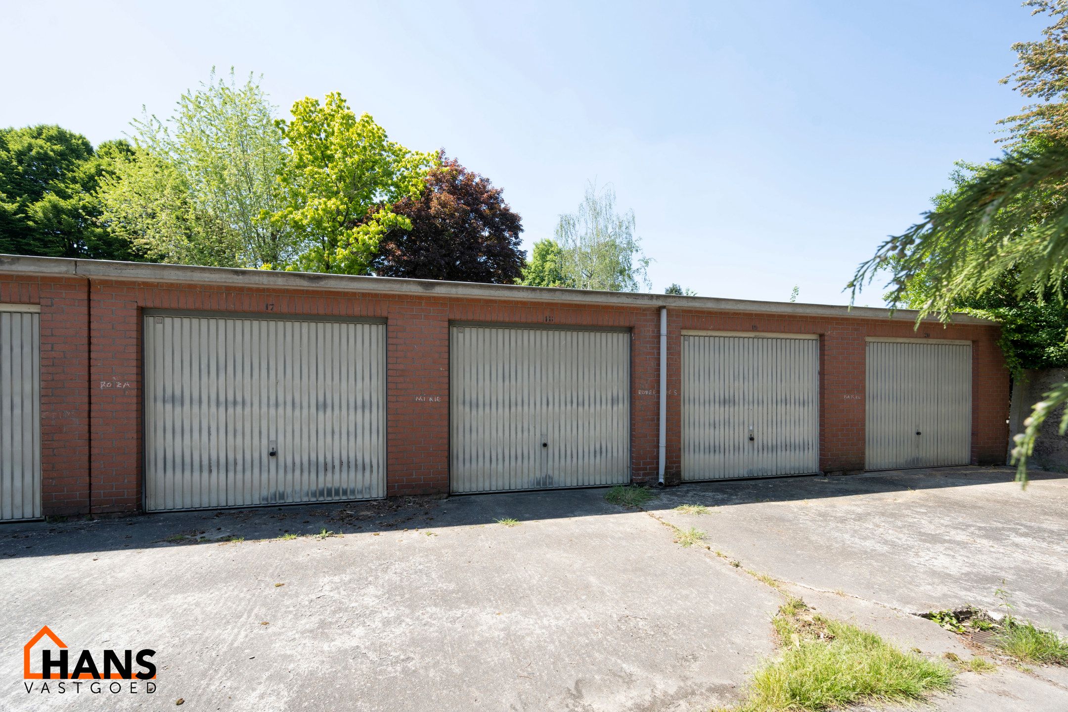 Appartement met garagebox. foto 13