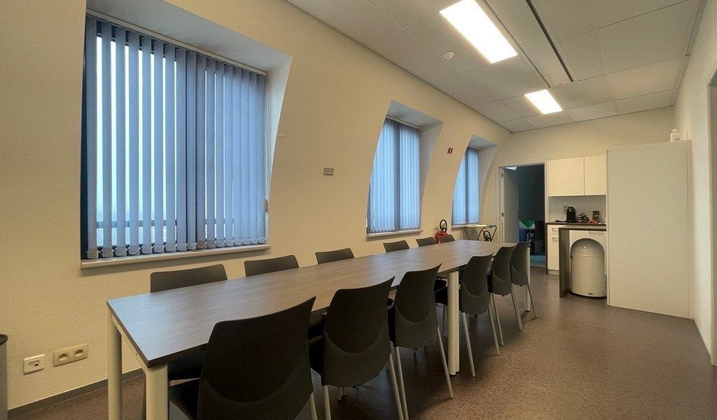 Instapklare kantoorruimte in Mechelen City Center foto 7