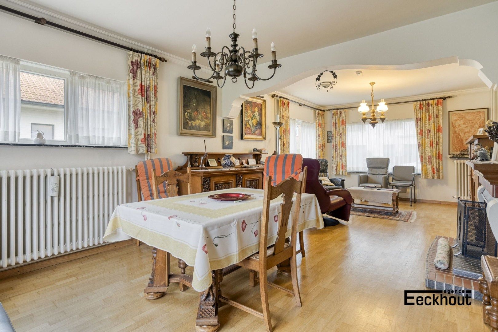 Charmante woning met verzorgde tuin en garage op wandelafstand van het strand te Bredene! foto 6