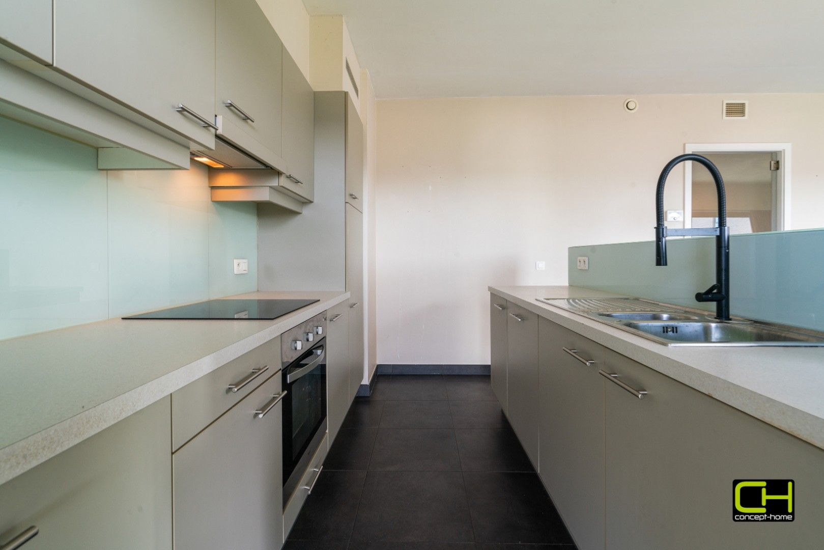 Modern en energiezuinig appartement met twee slaapkamers te koop in Gent foto 5