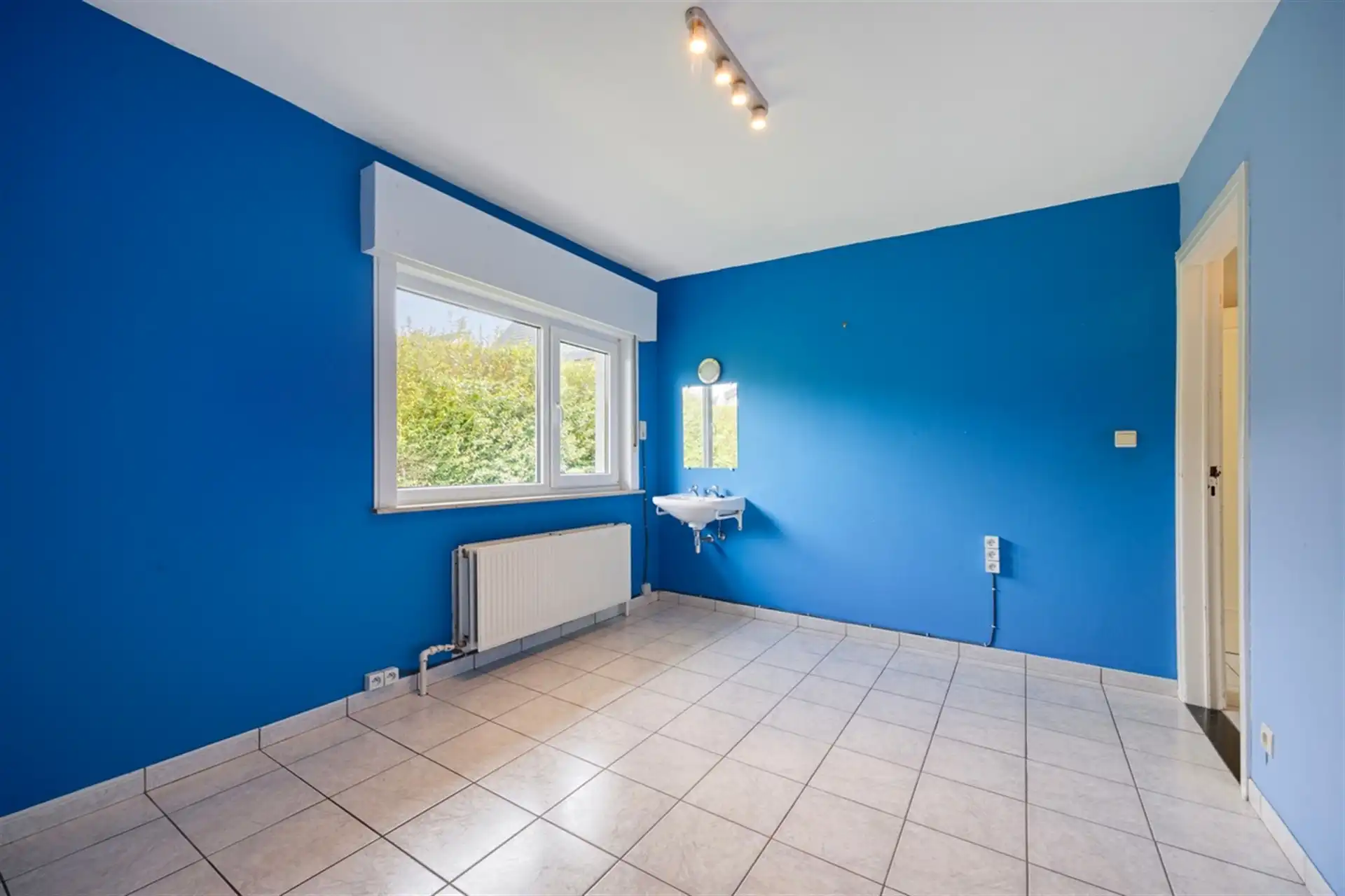 Woning met mogelijkheden op gegeerde locatie foto 18