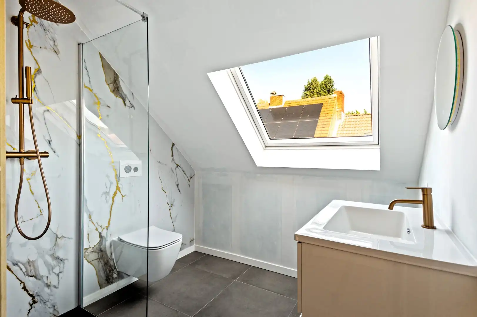 Stijlvol en  hoogwaardig vernieuwde woning met EPC A in het centrum van Kapellen foto 15