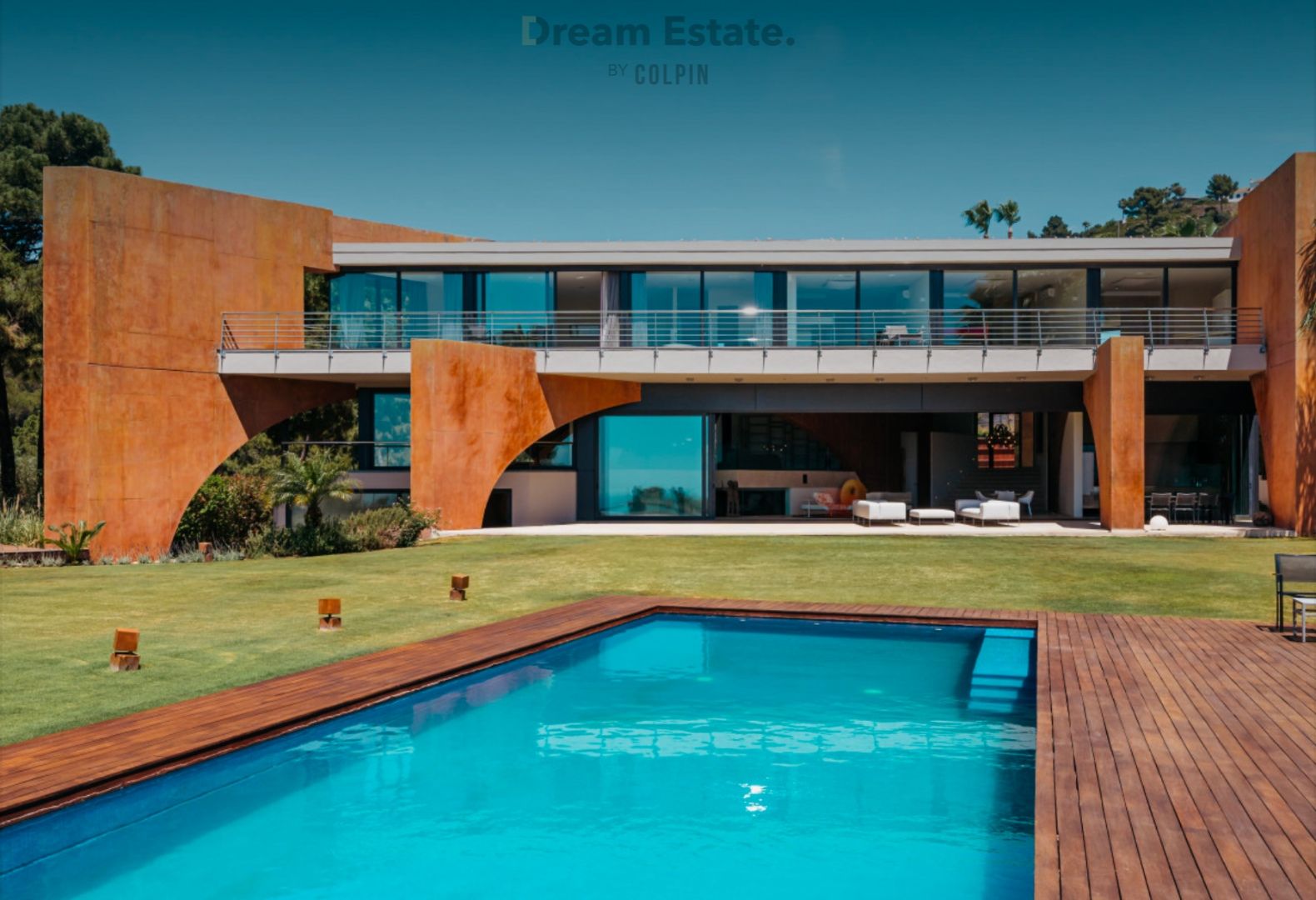 Deze uniek en ultramoderne villa is gelegen te La Reserva De Alcuzcuz, Benahavis. foto 2