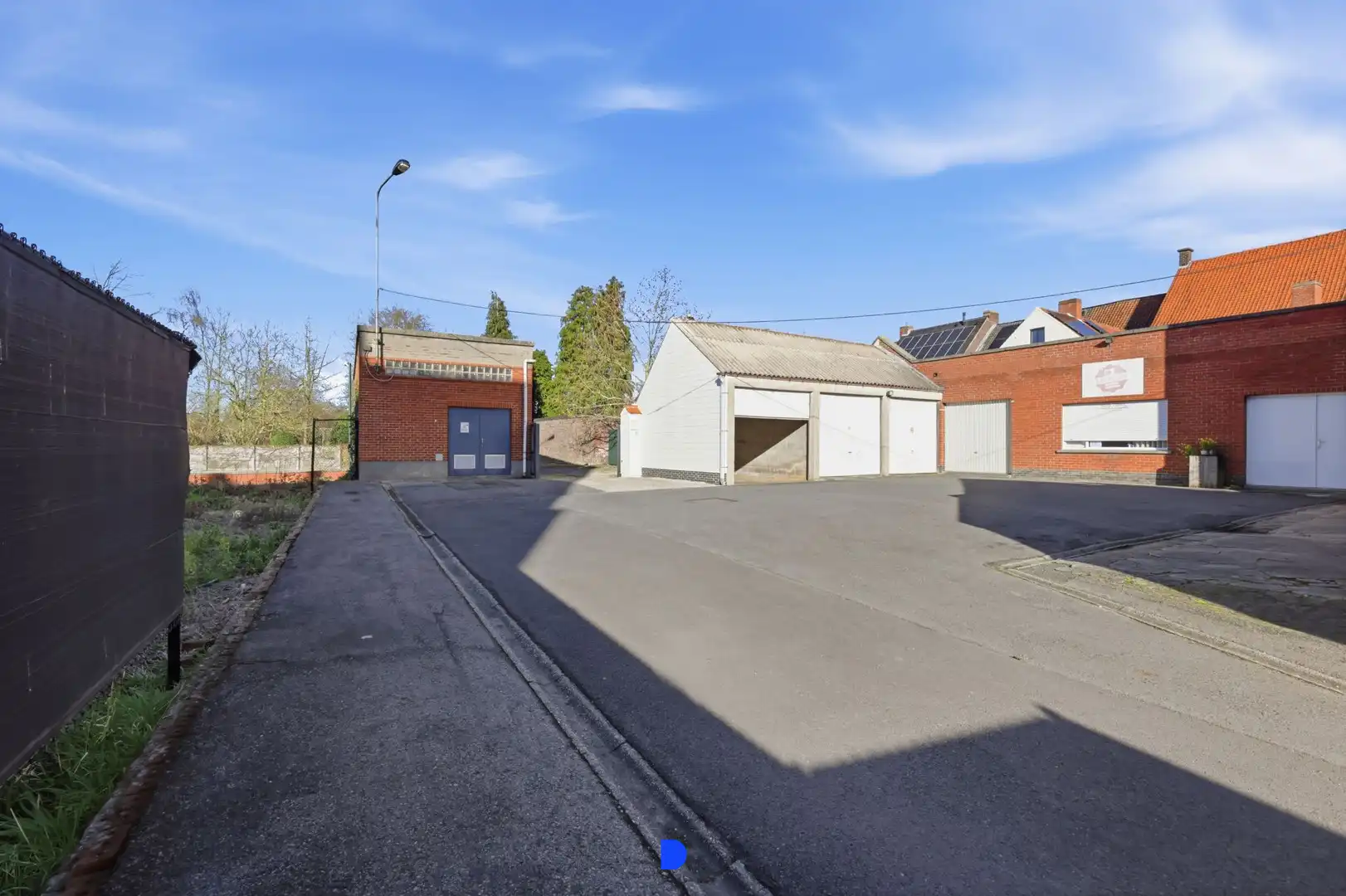 Statig herenhuis in het centrum van Ingelmunster foto 22