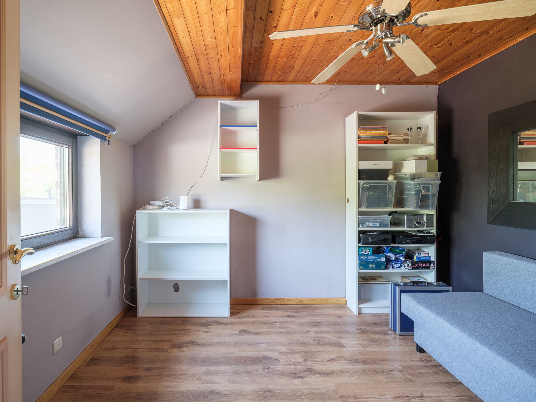 Charmante woning met zonnige tuin in het groene Drongen foto 14