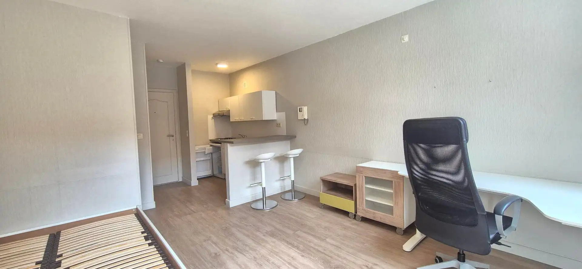 Appartement te huur foto {{pictureIndex}}