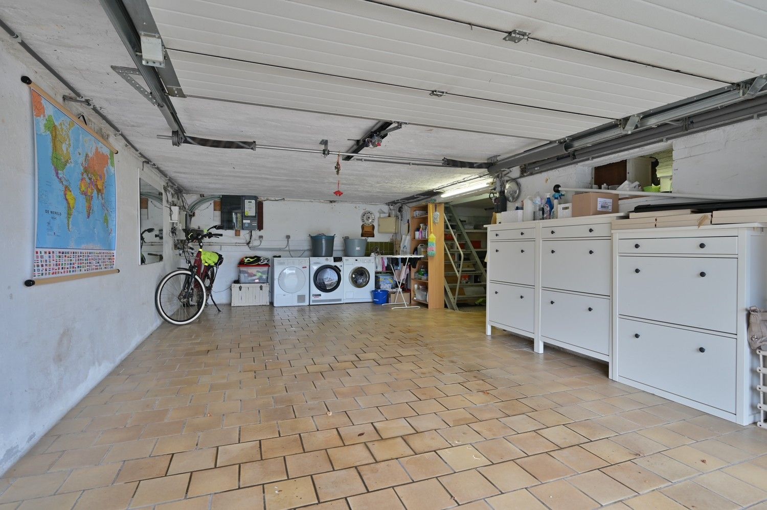 Charmante, instapklare bungalow met 3 slaapkamers en inpandige garage, schitterend gelegen tegen de bergrug van Kanne foto 25