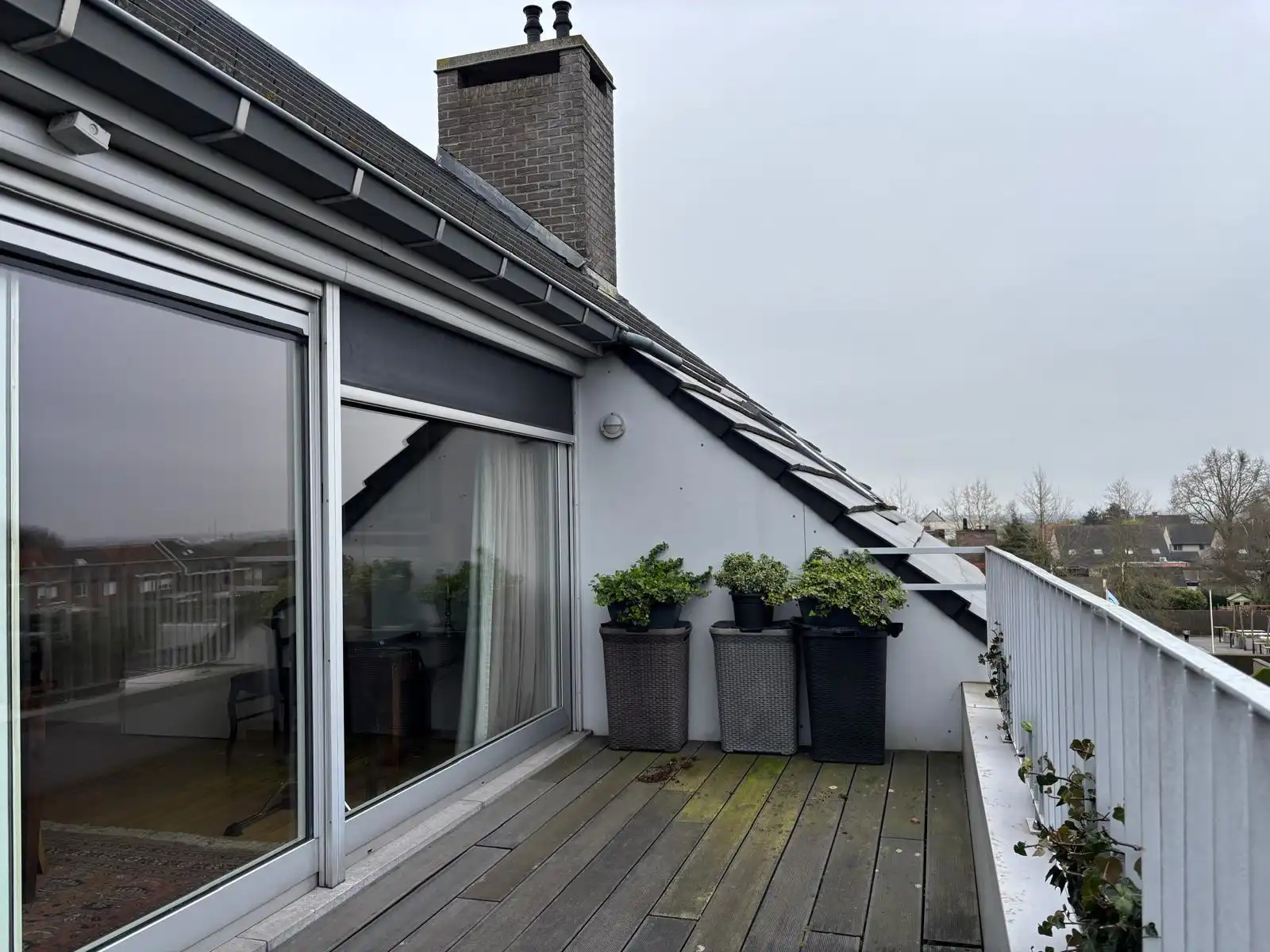 Ruim dakappartement in het centrum van Tielt.  foto 7