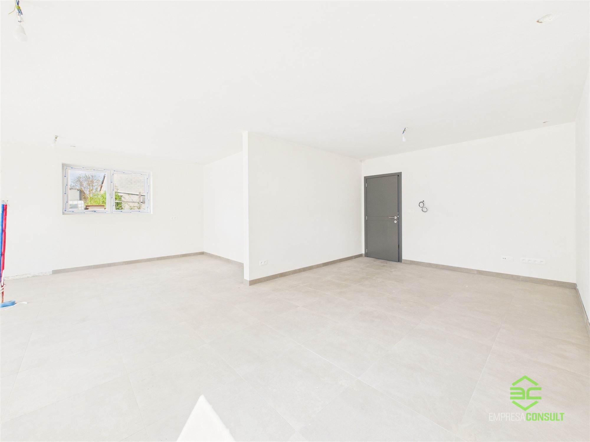 Ruime nieuwbouwwoning met 4/5 slpk en 2/3 badk! foto 7