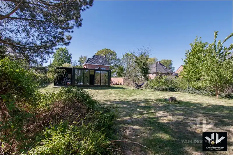KARAKTERVOLLE WONING AAN GROENE STADSRAND foto 22