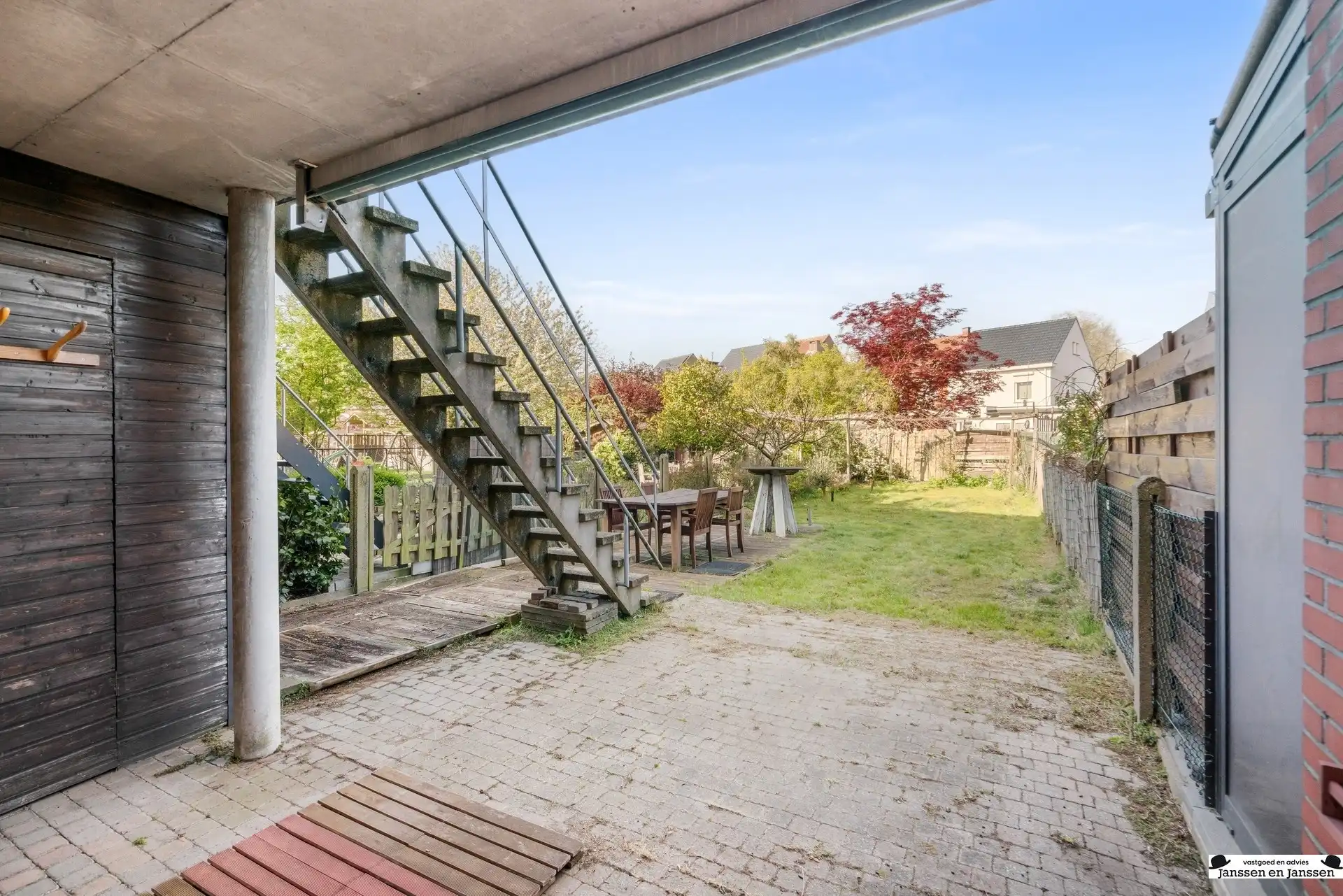 Op te frissen bel-etage met zonnige tuin te Ekeren foto 20