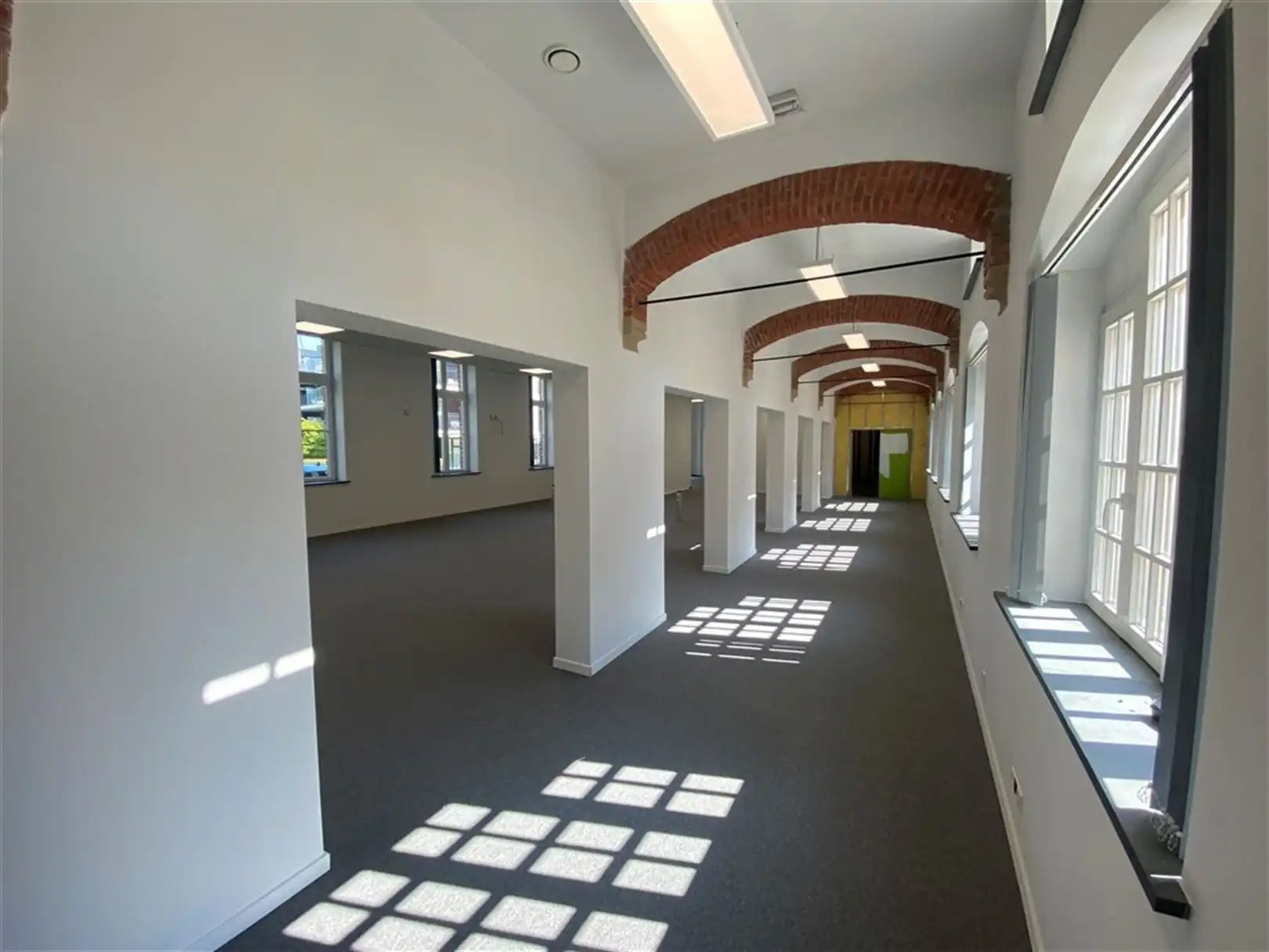 Instapklare kantoren in gerenoveerd Capucienenklooster foto 6
