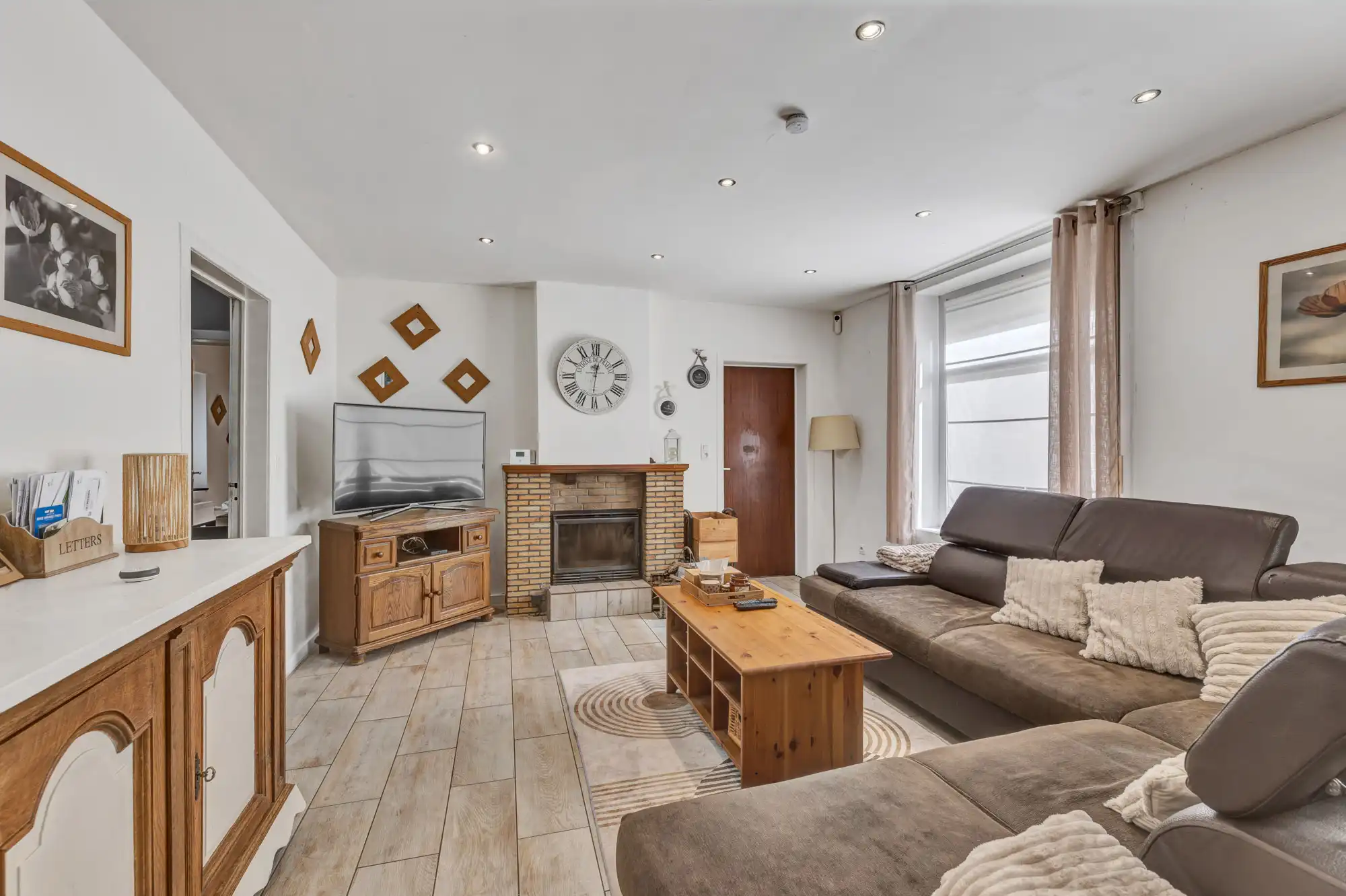 Gerenoveerde woning op 24a 12ca foto 6