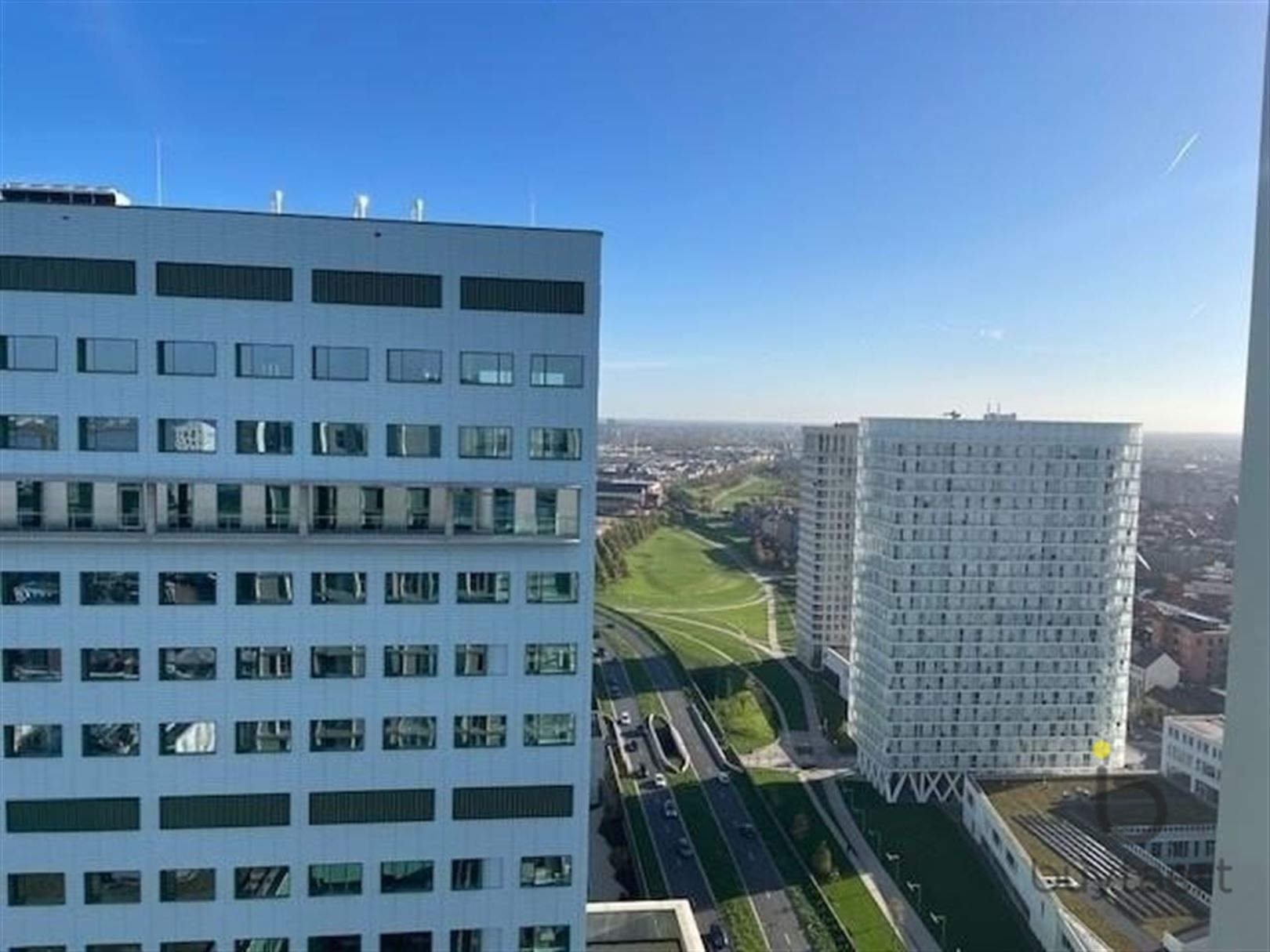 Energiezuinig penthouse met drie slaapkamers en terras! foto 7