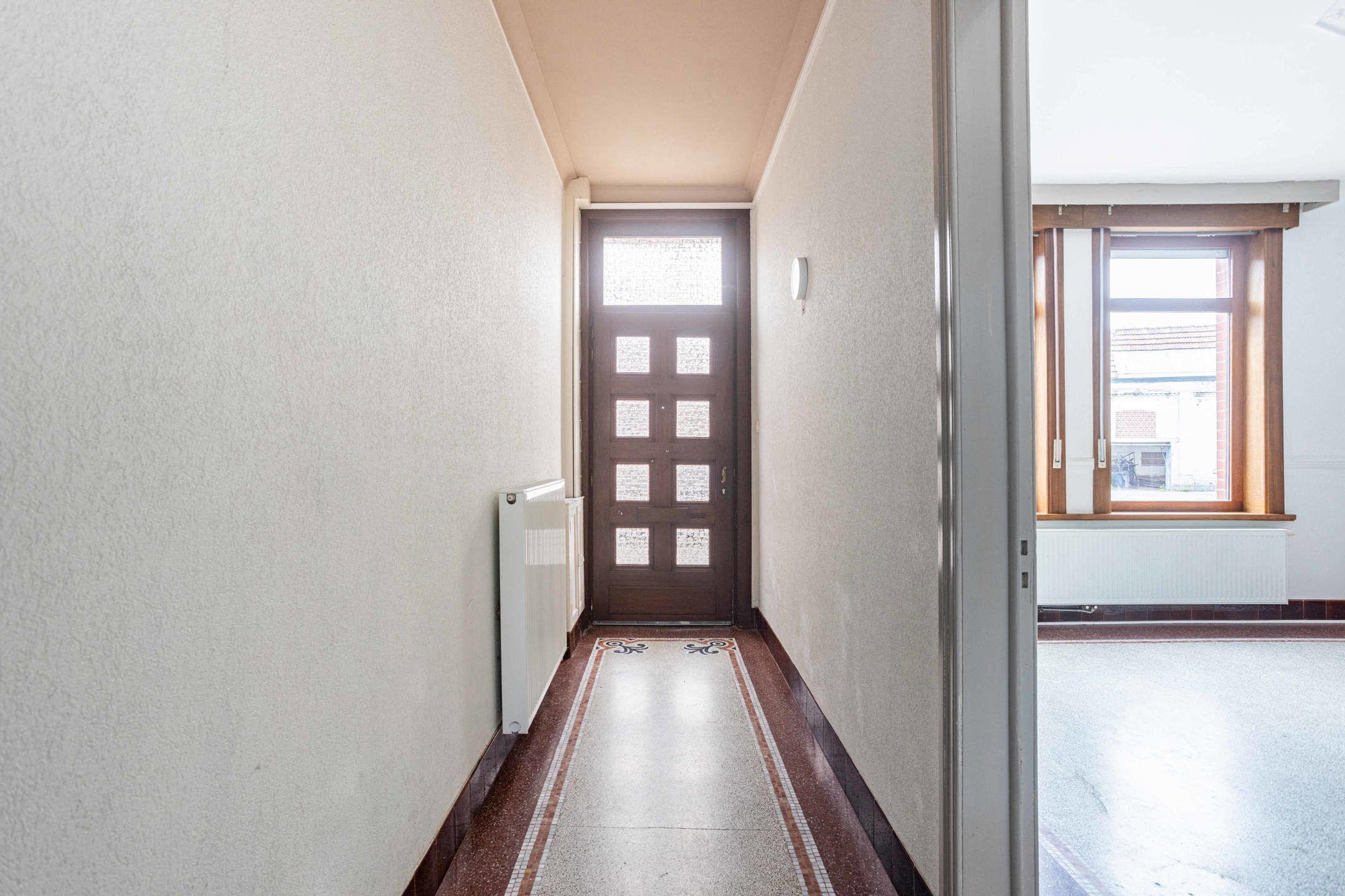 Ruime instapklare woning met tuin en 3 slaapkamers foto 3