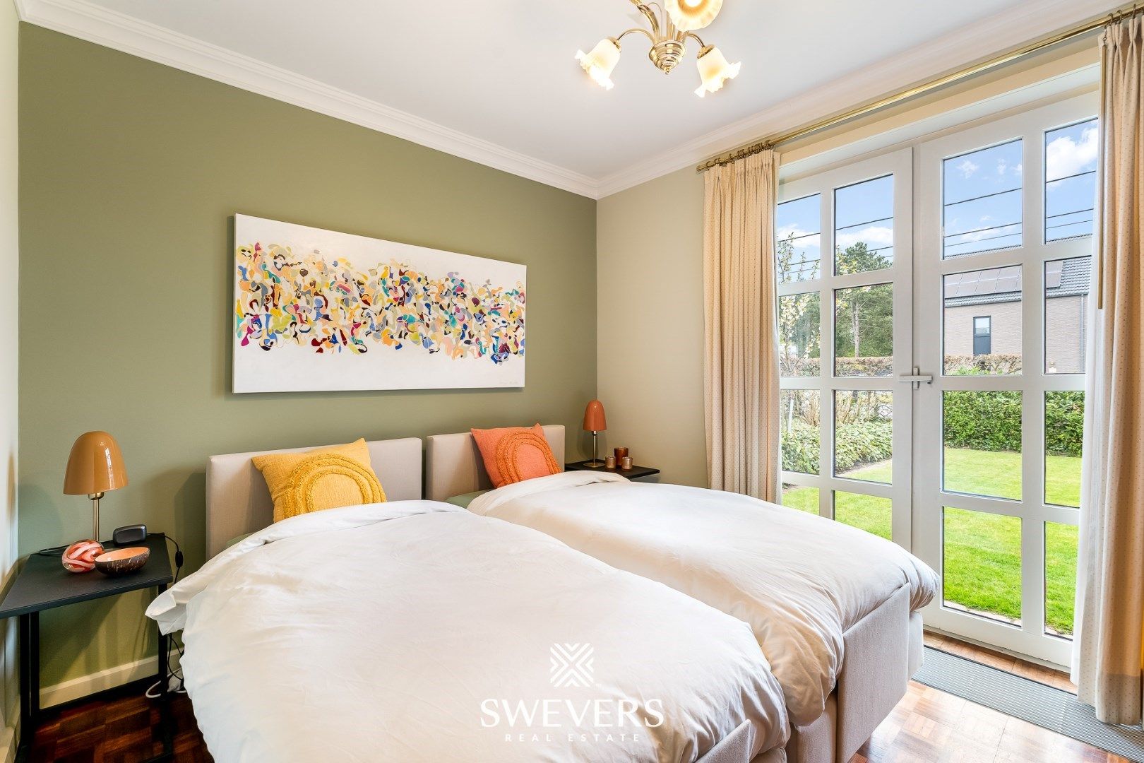 Instapklare woning met 5 slaapkamers op een zonnig perceel van 12a 50ca foto 14