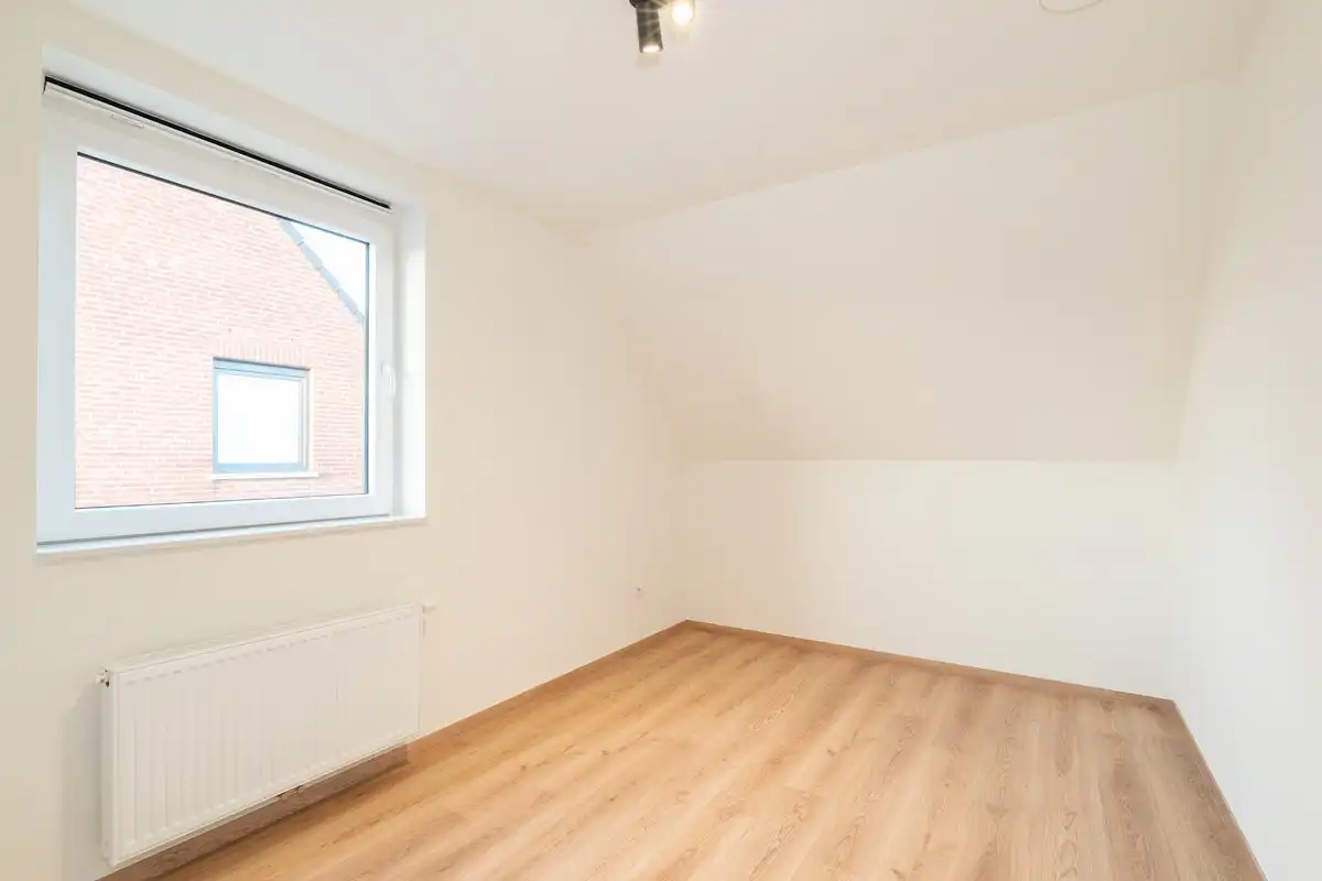 2 nouvelles maisons avec garage à Saint-Léger foto 13