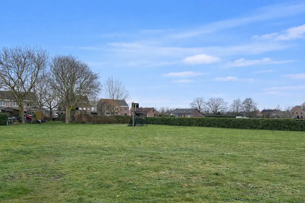 Top gelegen perceel weiland foto 3