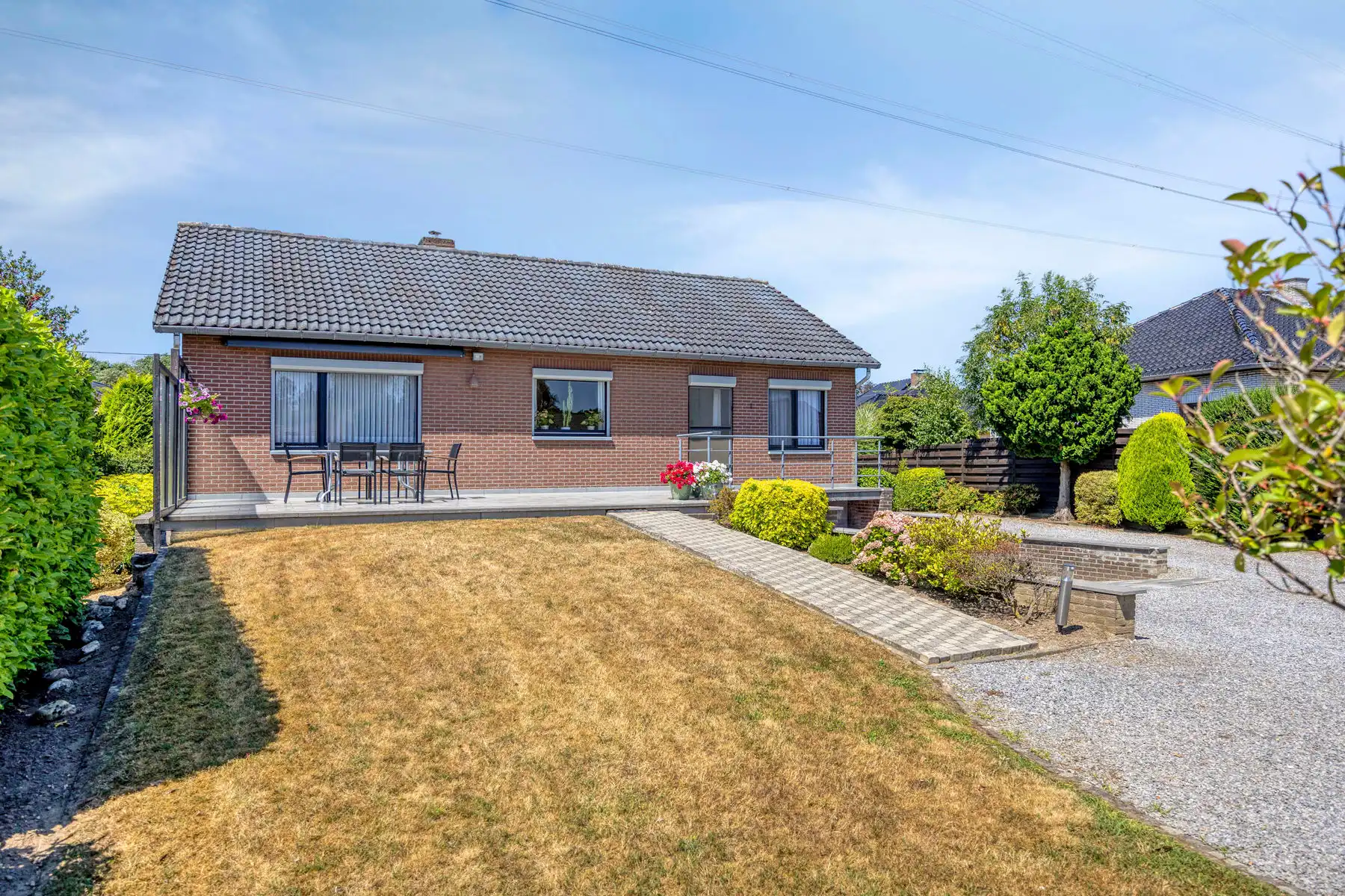 Vrijstaande woning op een perceel van 10a 20ca in een rustige, landelijke omgeving foto 28