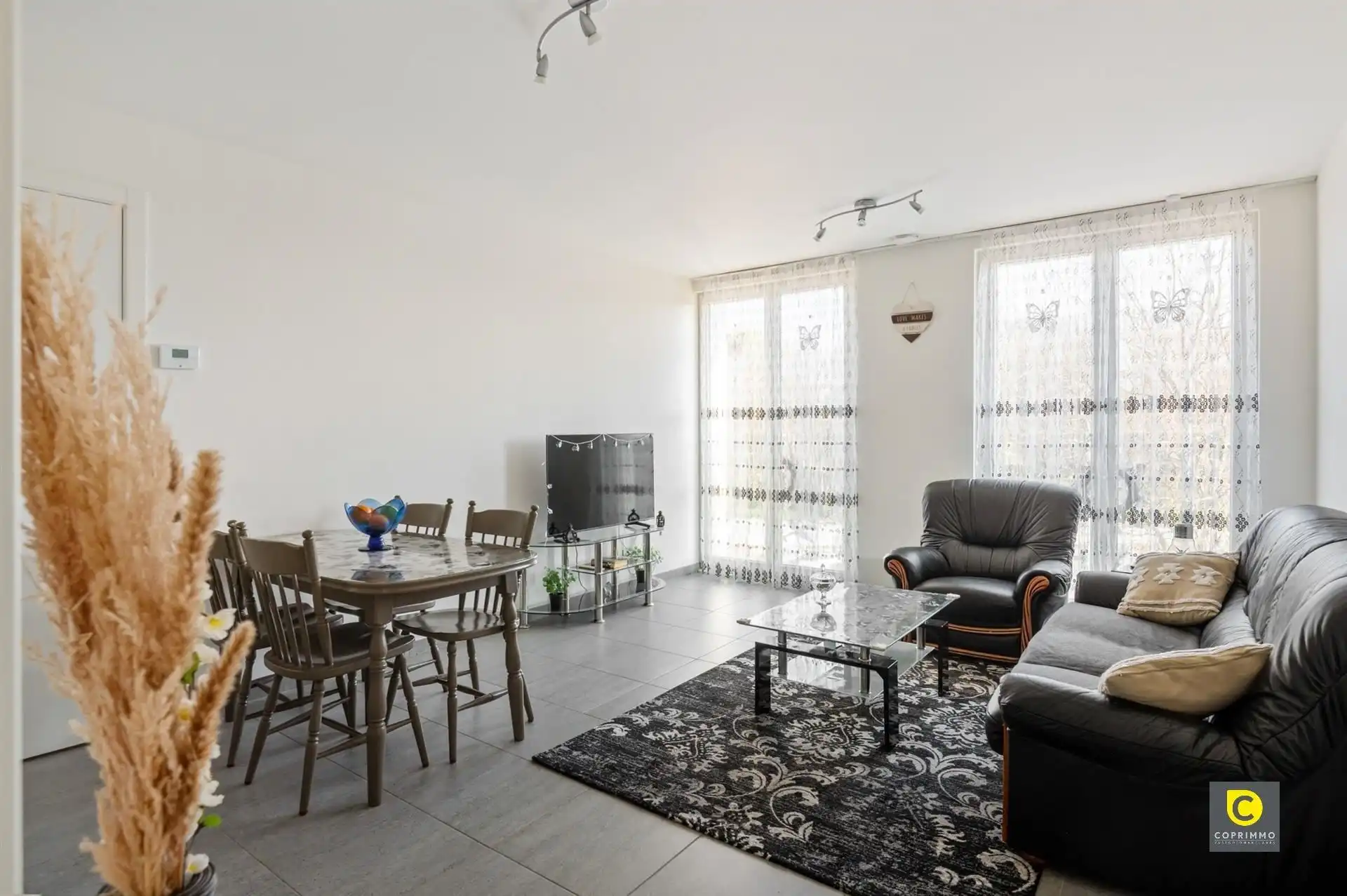 Modern 1 slpk appartement in residentie Parkhof te Mortsel foto 2