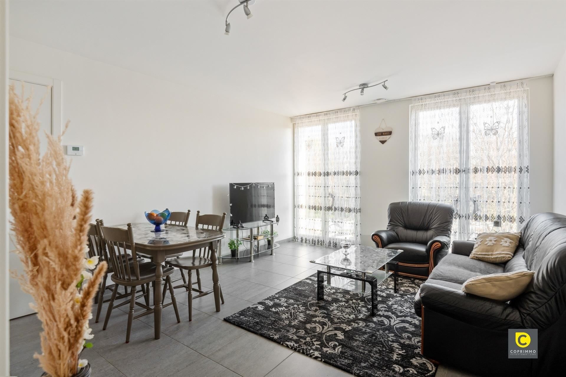 Modern 1 slpk appartement in residentie Parkhof te Mortsel foto 2