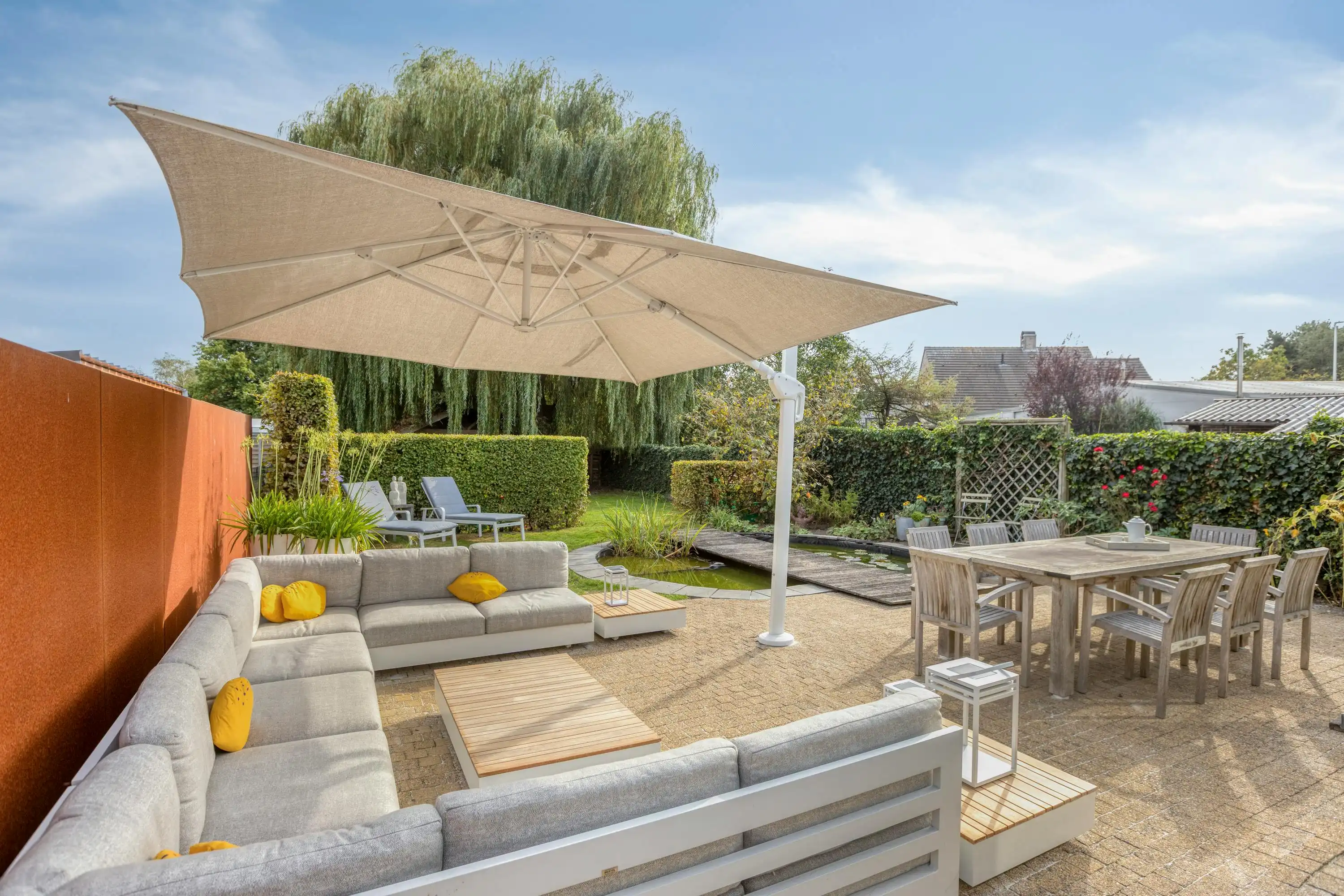 Karaktervolle woning met ruime leefruimtes en prachtige tuin foto 19