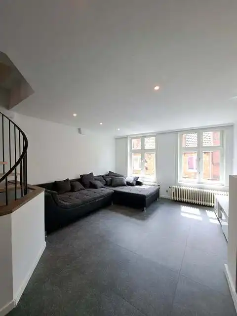 Comfortabele 2-slaapkamerwoning met GARAGE en TUIN te huur in Brugge foto 2