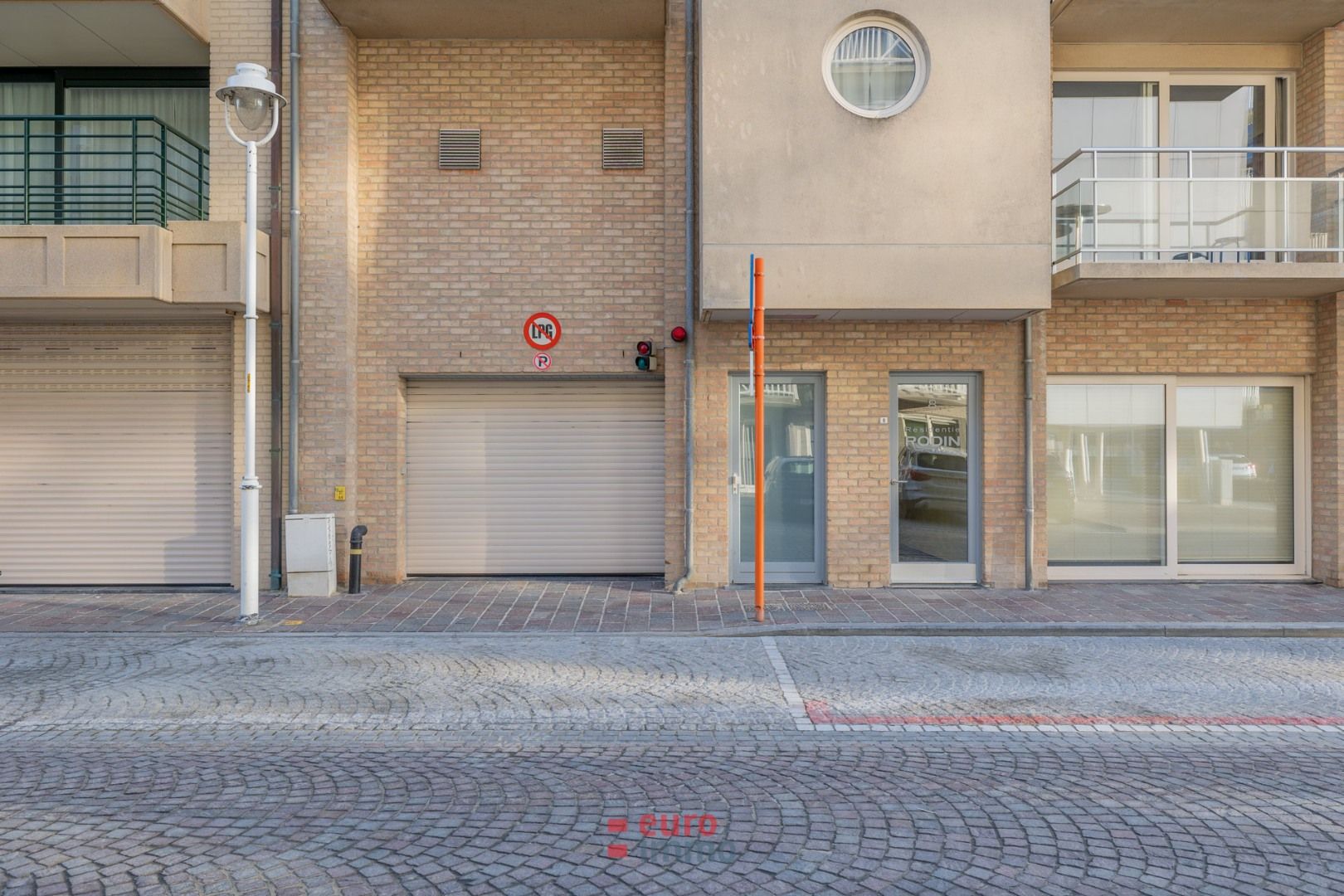 Garage te koop Brabantstraat 8 - 8620 Nieuwpoort
